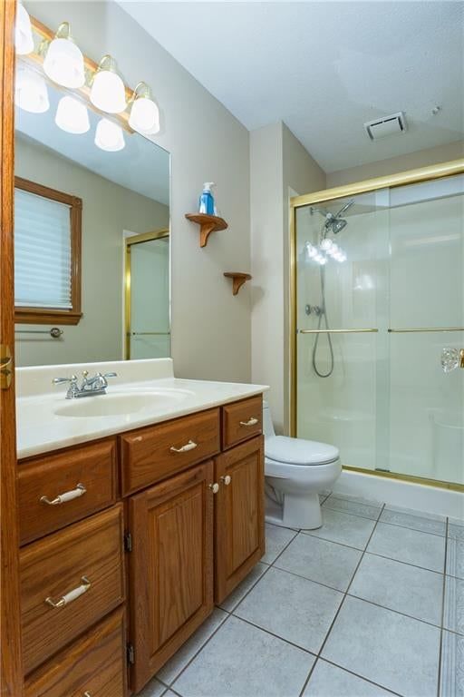 Photo 37 of 80 - 140 Debra Street, Lansing, KS 66043