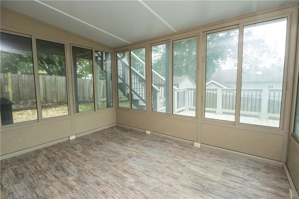 Sunroom at 140 Debra Street, Lansing, KS 66043