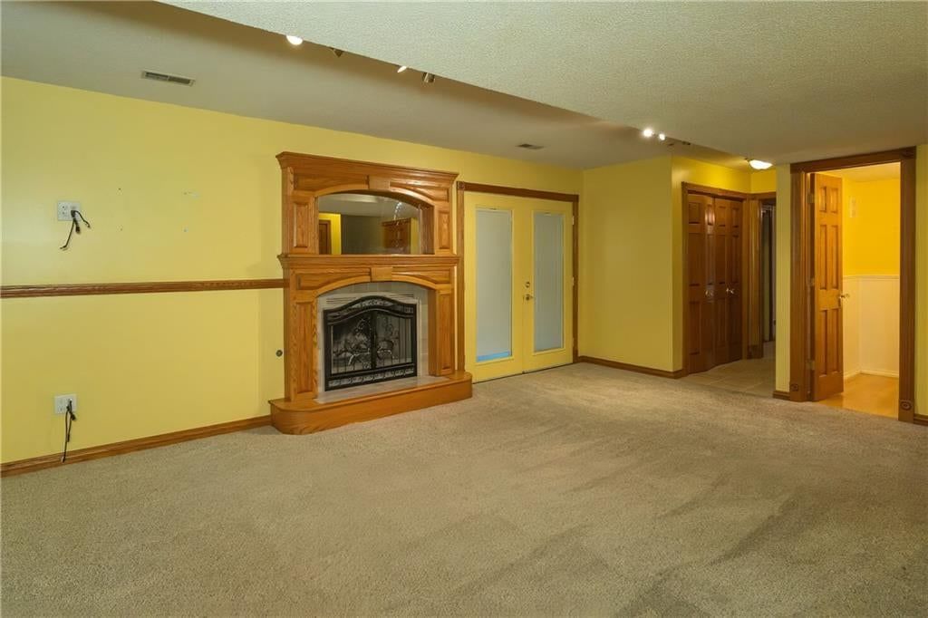 Photo 48 of 80 - 140 Debra Street, Lansing, KS 66043