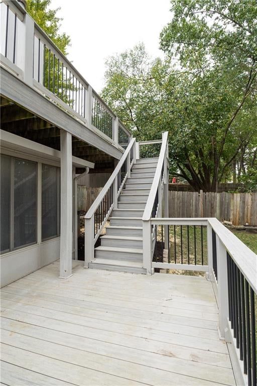 Photo 11 of 80 - 140 Debra Street, Lansing, KS 66043