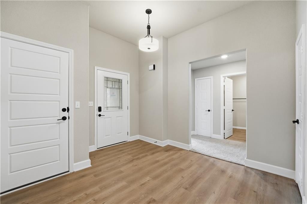 Luxury vinyl floors at 18420 W 195th Street, Spring Hill, KS 66083