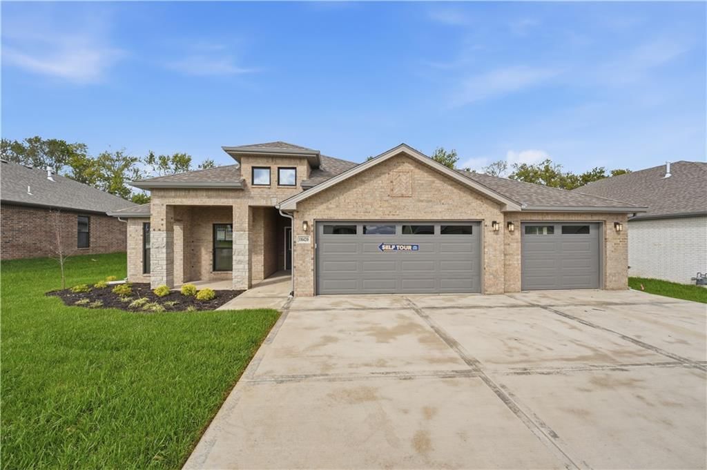 Photo 46 of 53 - 18420 W 195th Street, Spring Hill, KS 66083