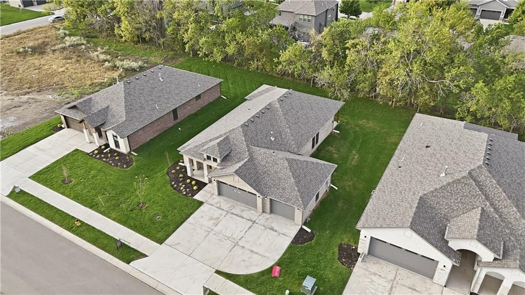 Photo 47 of 53 - 18420 W 195th Street, Spring Hill, KS 66083