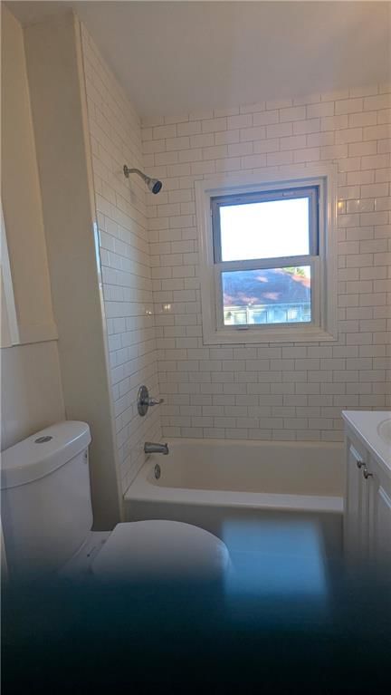 Photo 25 of 32 - 439 E Aberdeen Street, Independence, MO 64055