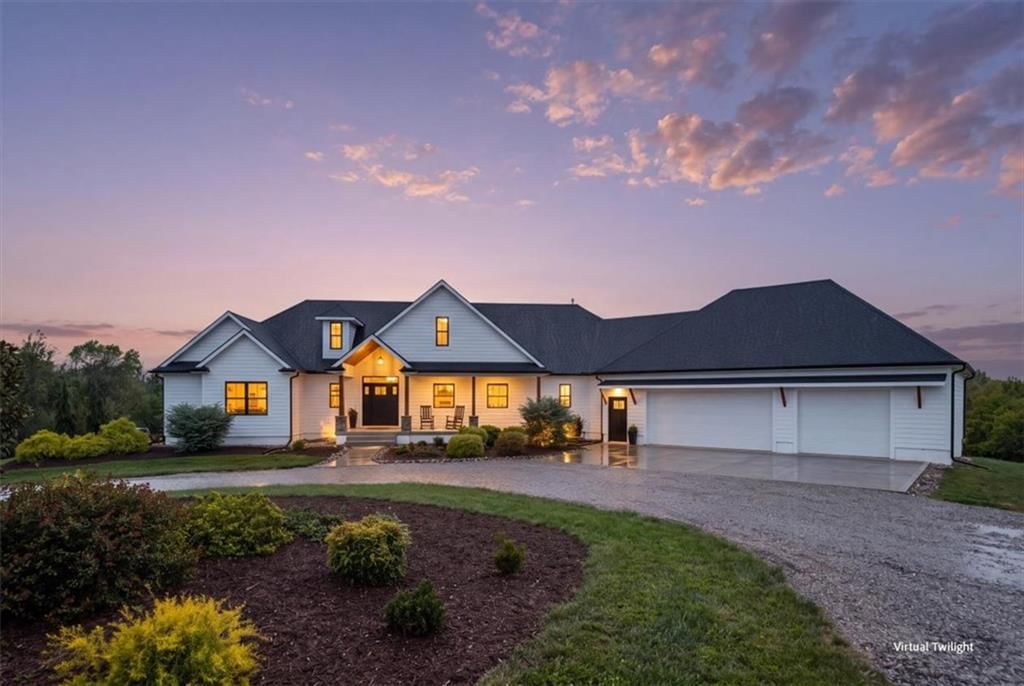 Photo 4 of 62 - 6759 W 351st Street, Louisburg, KS 66053