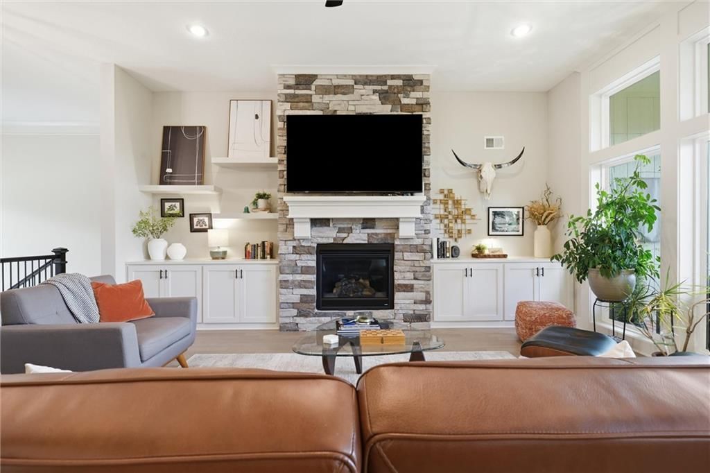 2850 W Wabash Street, Olathe, KS: listing photo 3