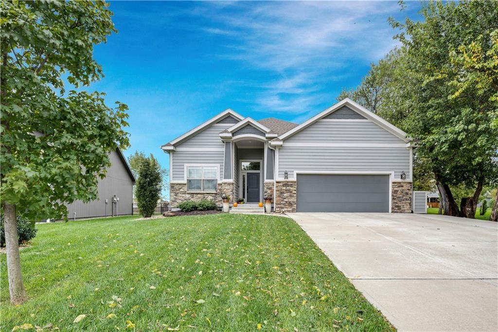 16300 S Britton Street, Olathe, KS
