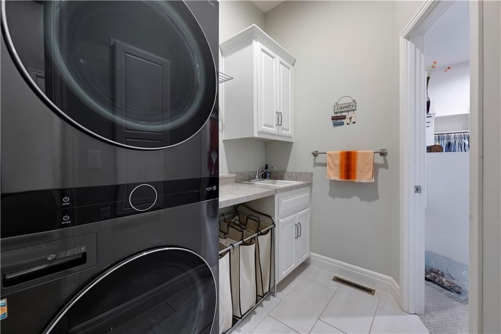 Photo 24 of 45 - 16300 S Britton Street, Olathe, KS 66062