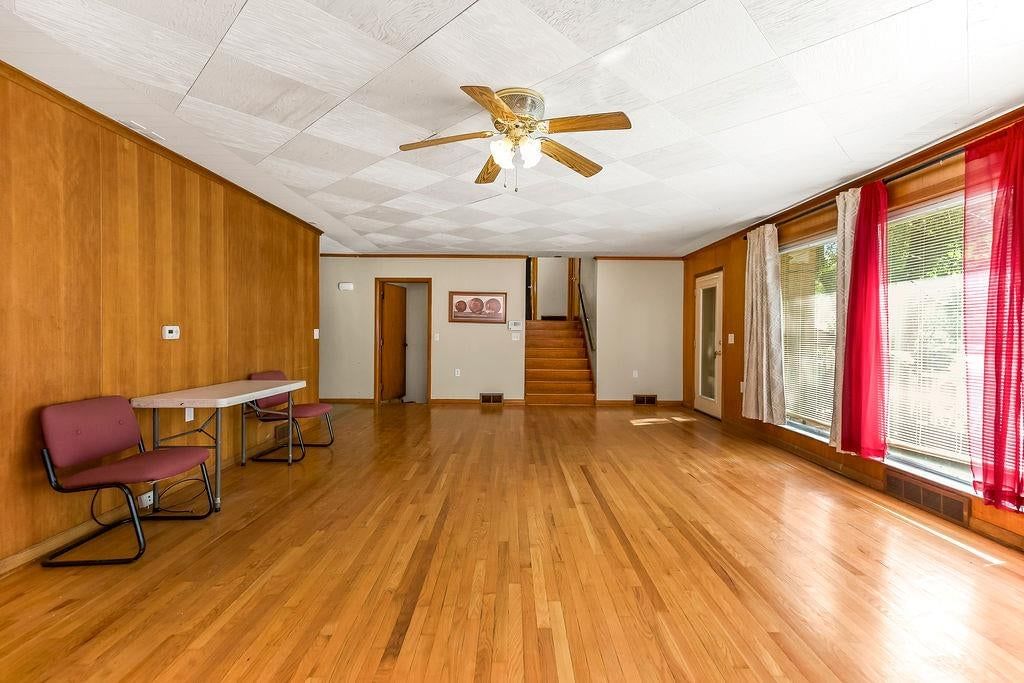 Photo 9 of 33 - 11801 E 45TH Terrace, Kansas City, MO 64133