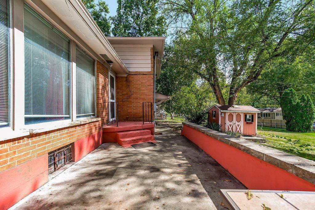 Concrete patio at 11801 E 45TH Terrace, Kansas City, MO 64133