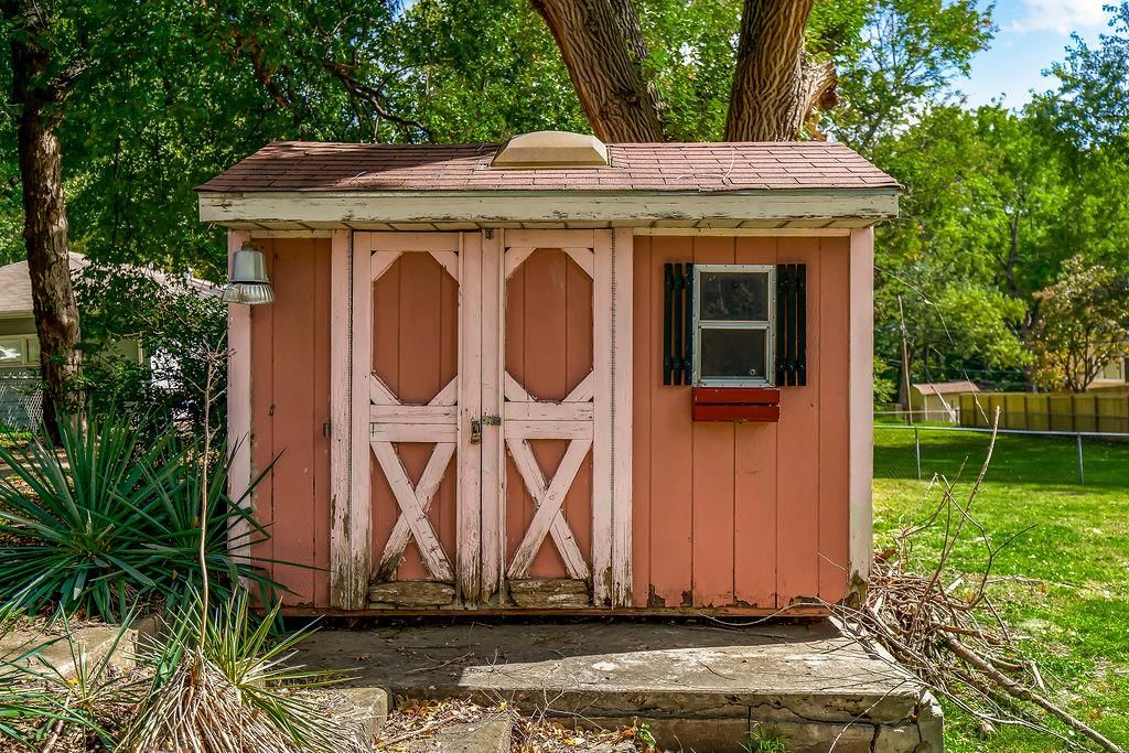 Photo 33 of 33 - 11801 E 45TH Terrace, Kansas City, MO 64133