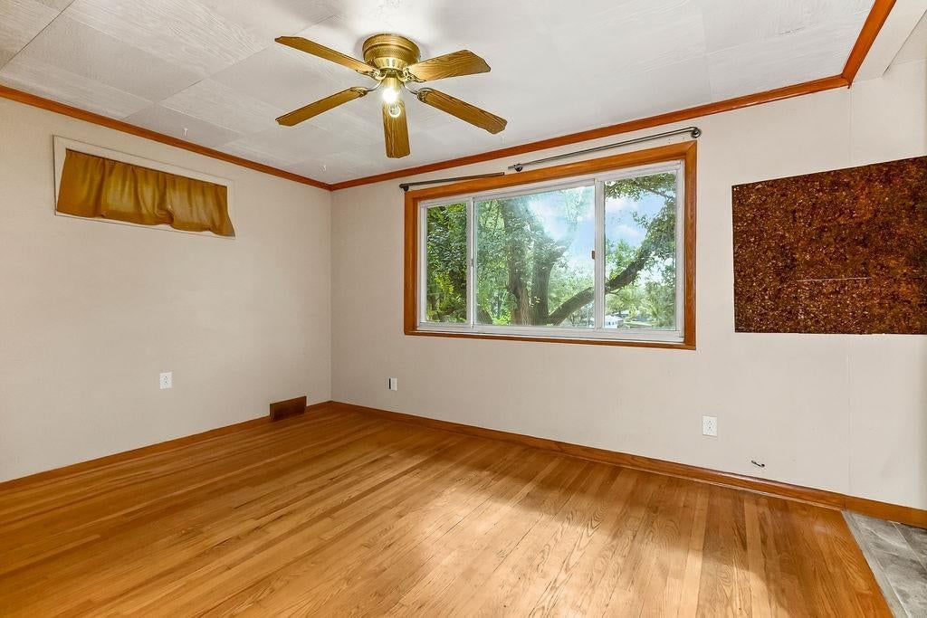 Photo 20 of 33 - 11801 E 45TH Terrace, Kansas City, MO 64133