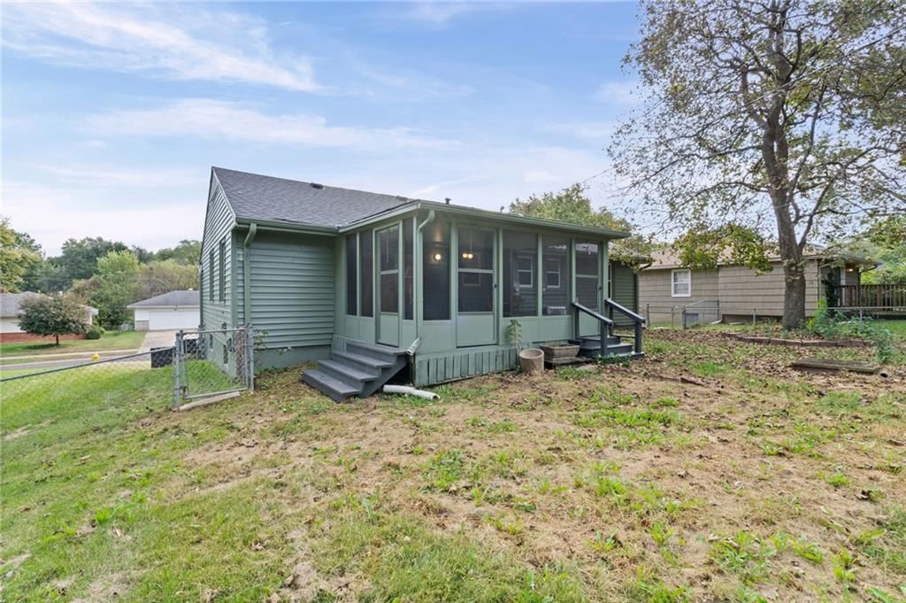 Big backyard, fenced yard and flat lot at 7312 Hedges Avenue, Raytown, MO 64133
