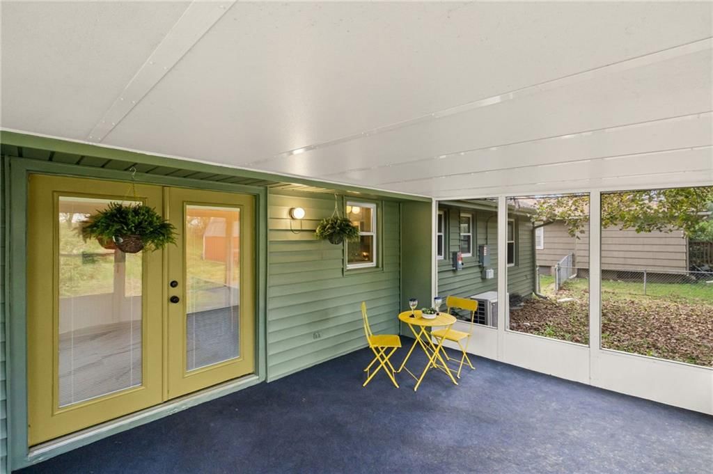 Screened porch at 7312 Hedges Avenue, Raytown, MO 64133