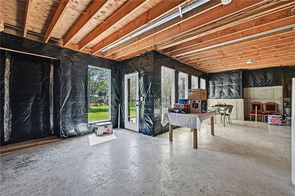 Photo 28 of 34 - 10139 N Montgall Avenue, Kansas City, MO 64155