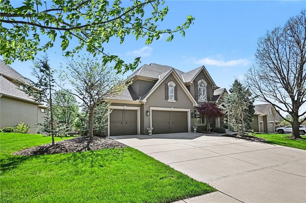 10139 N Montgall Avenue, Kansas City, MO: listing photo 3