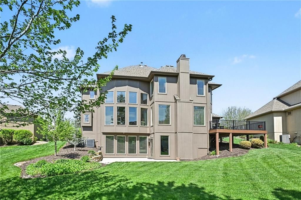 Photo 32 of 34 - 10139 N Montgall Avenue, Kansas City, MO 64155