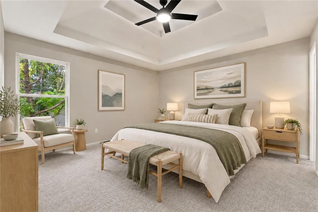 Tray ceiling at 703 W. Lawrence Street, Spring Hill, KS 66083