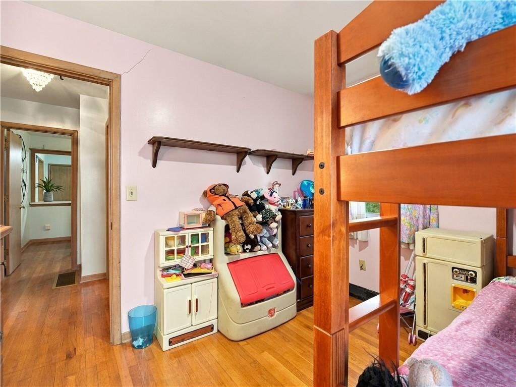 Photo 21 of 24 - 8314 Kentucky Avenue, Raytown, MO 64138