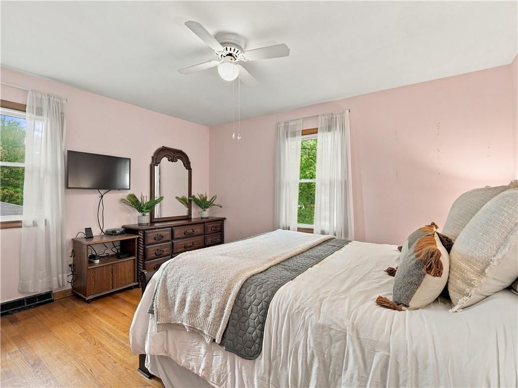 Photo 16 of 24 - 8314 Kentucky Avenue, Raytown, MO 64138