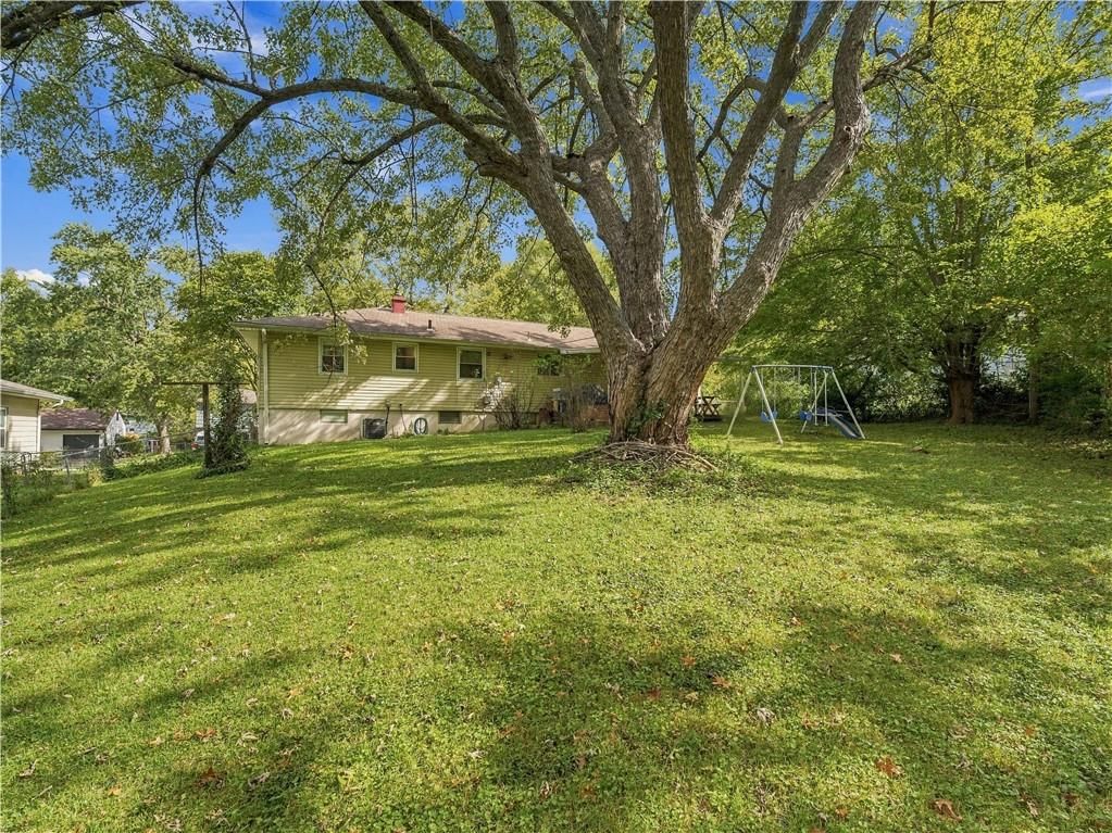 Photo 24 of 24 - 8314 Kentucky Avenue, Raytown, MO 64138