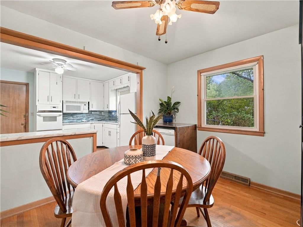 8314 Kentucky Avenue, Raytown, MO: listing photo 3