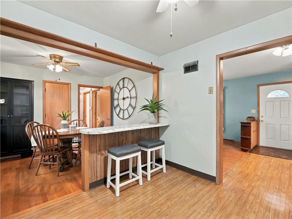 Photo 11 of 24 - 8314 Kentucky Avenue, Raytown, MO 64138