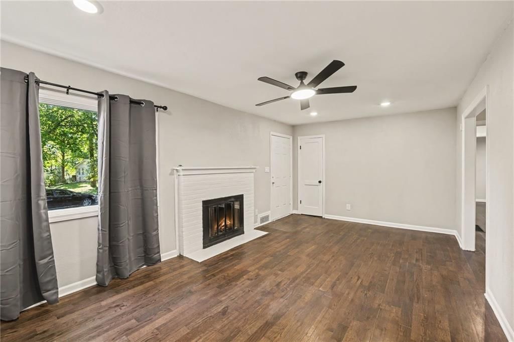 5046 Glenside Court, Kansas City, MO