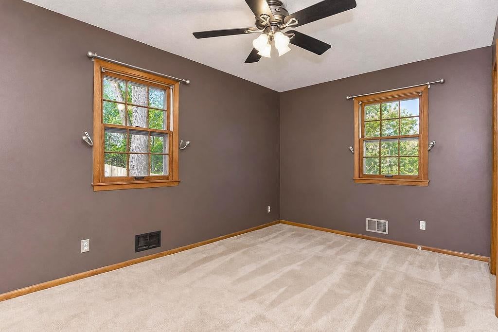 Carpet at 11712 E 62nd Terrace, Kansas City, MO 64133