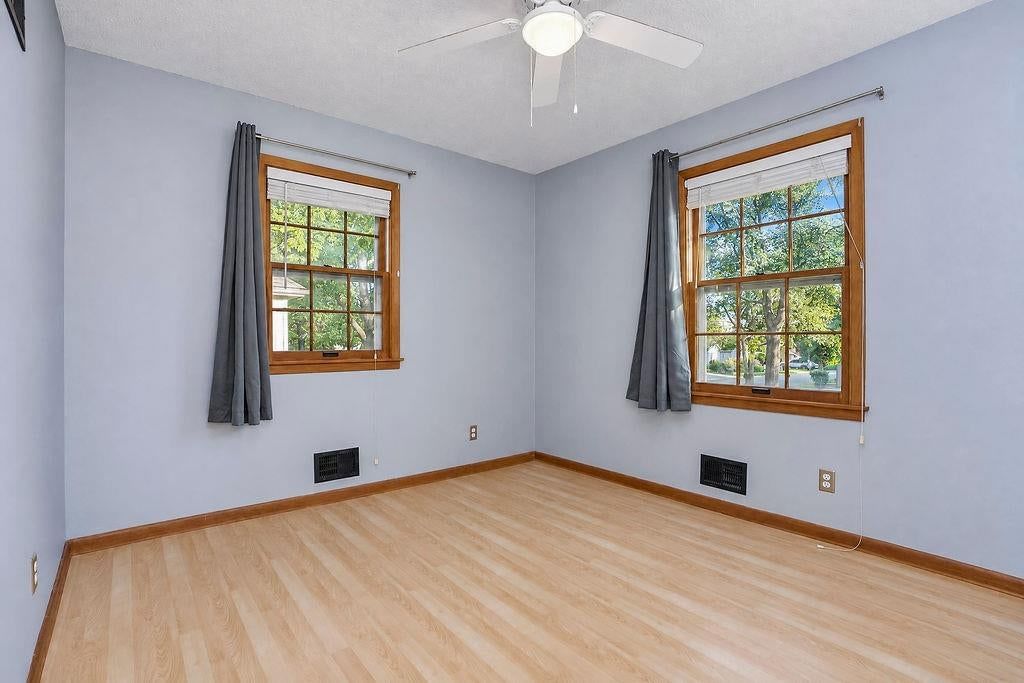 Photo 15 of 31 - 11712 E 62nd Terrace, Kansas City, MO 64133