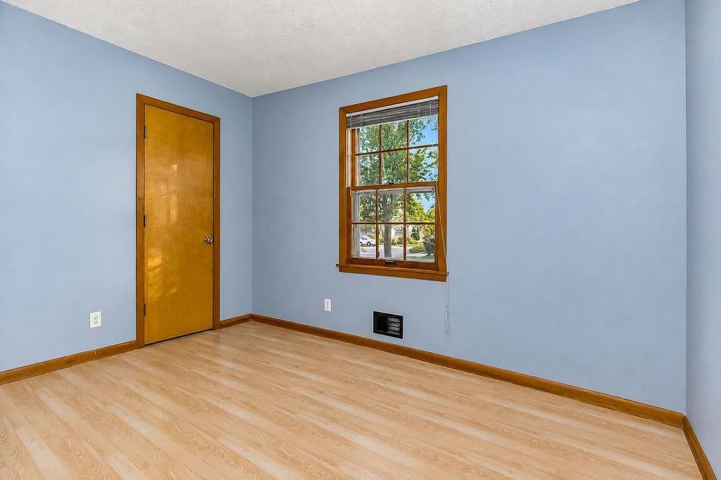 Photo 14 of 31 - 11712 E 62nd Terrace, Kansas City, MO 64133
