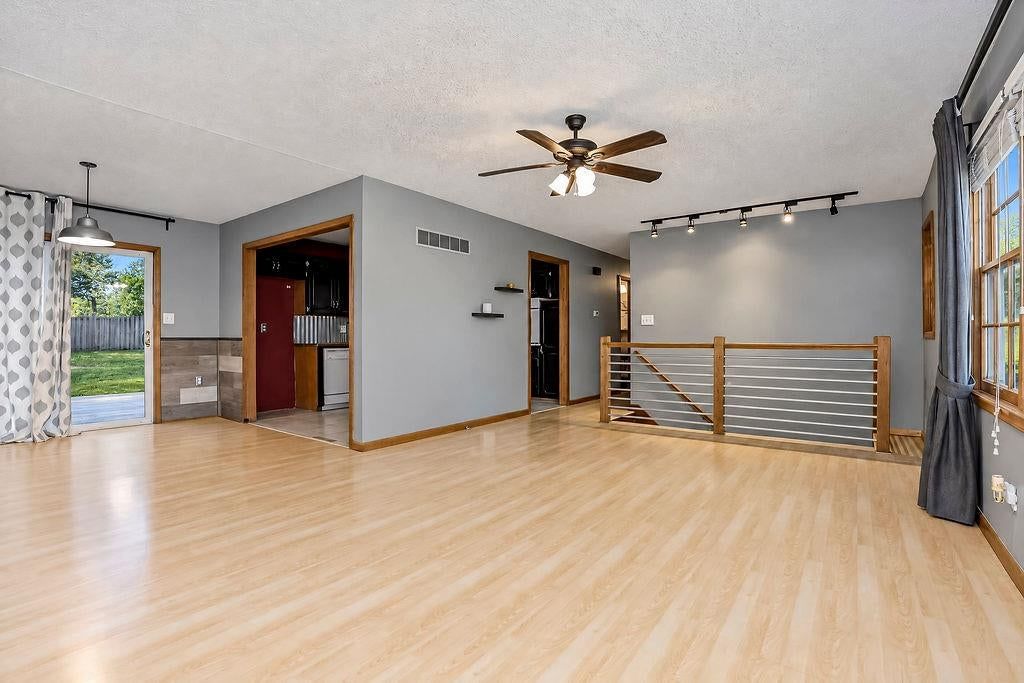 Staircase and mixed stair railing at 11712 E 62nd Terrace, Kansas City, MO 64133
