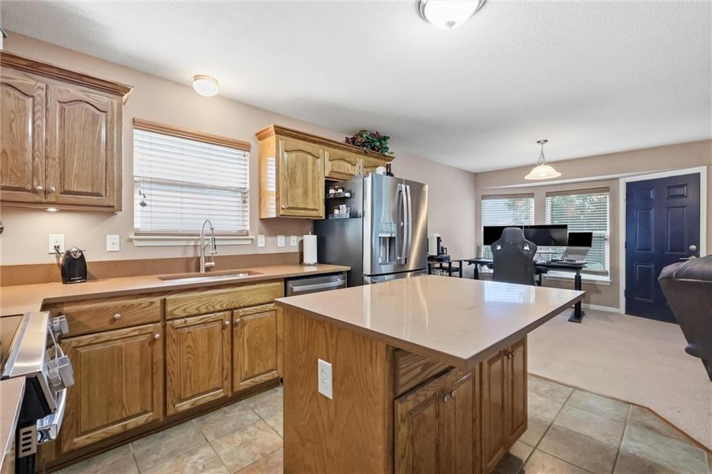 Photo 6 of 18 - 600 S Maple Street, Gardner, KS 66030
