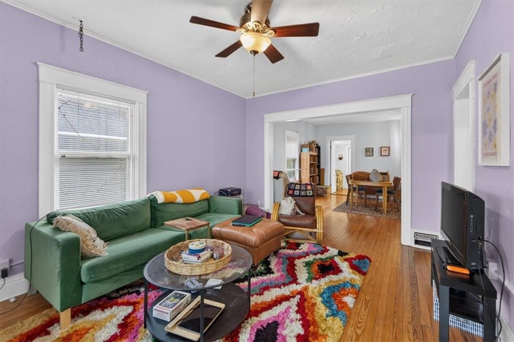 Photo 15 of 24 - 4232 Campbell Street, Kansas City, MO 64110
