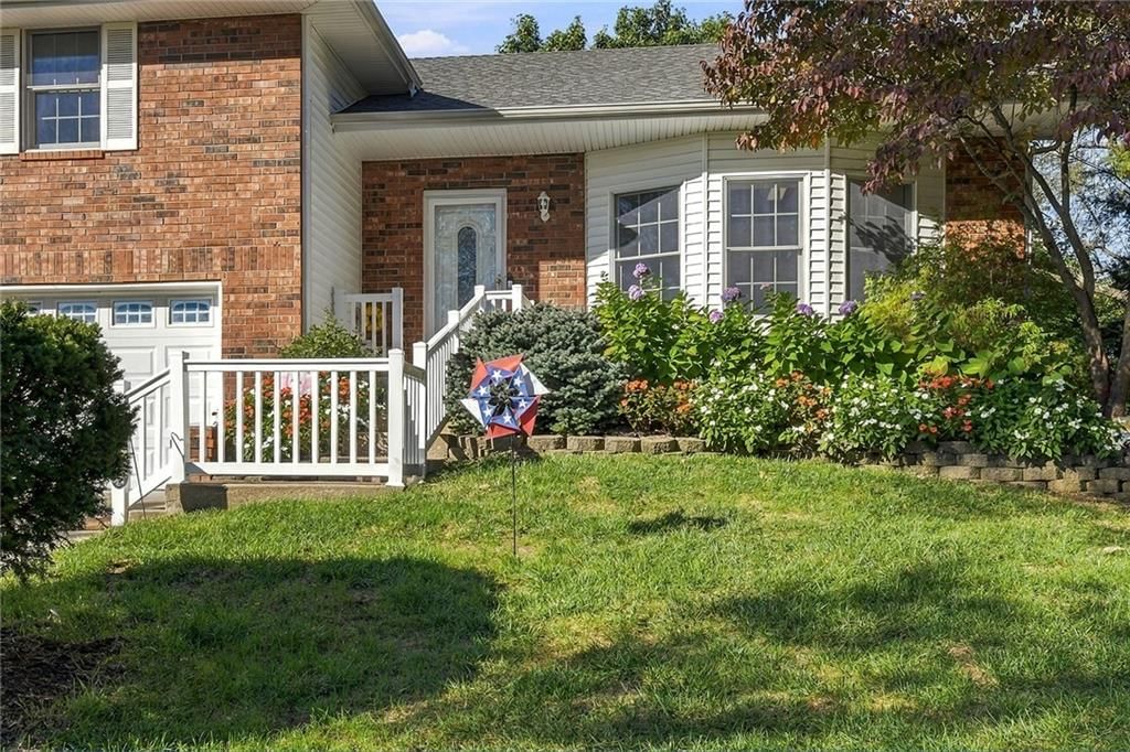 3050 Tonganoxie Road, Leavenworth, KS: listing photo 3