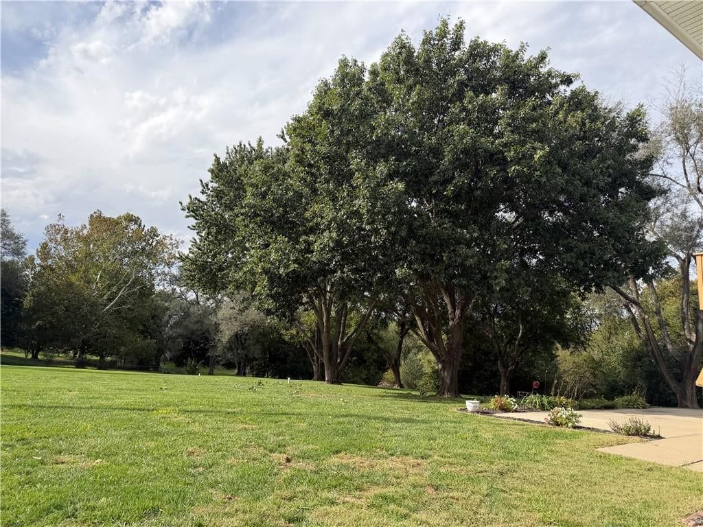 3050 Tonganoxie Road, Leavenworth, KS: listing photo 3