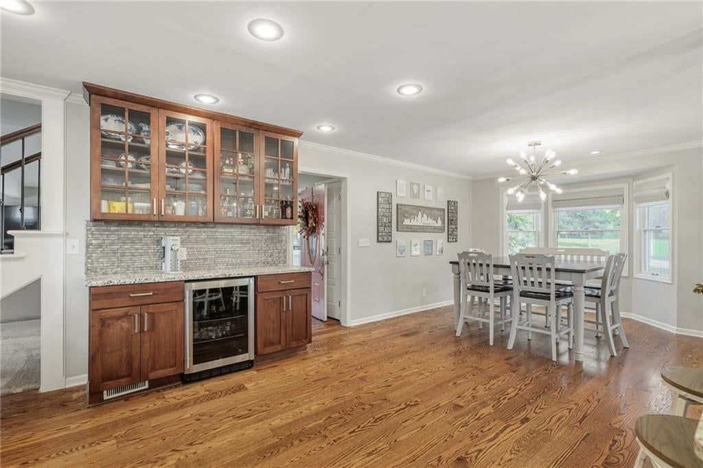 Photo 20 of 70 - 9260 Oakcrest Drive, Lenexa, KS 66227