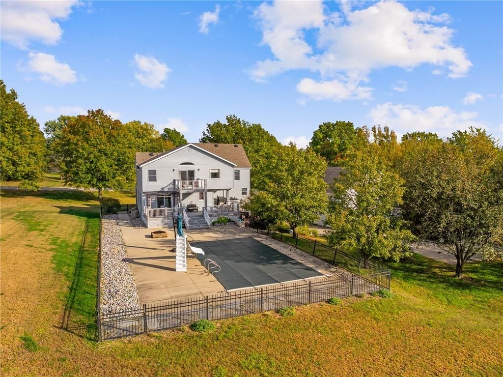Photo 56 of 70 - 9260 Oakcrest Drive, Lenexa, KS 66227