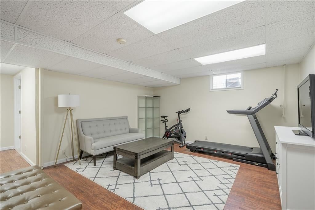 Photo 42 of 70 - 9260 Oakcrest Drive, Lenexa, KS 66227