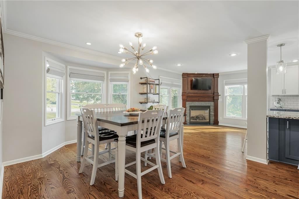 Photo 24 of 70 - 9260 Oakcrest Drive, Lenexa, KS 66227