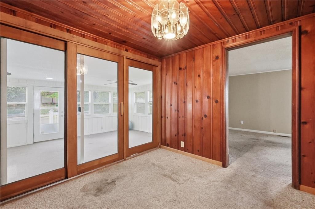 Floor-to-ceiling windows at 24 Fairview Avenue, Liberty, MO 64068