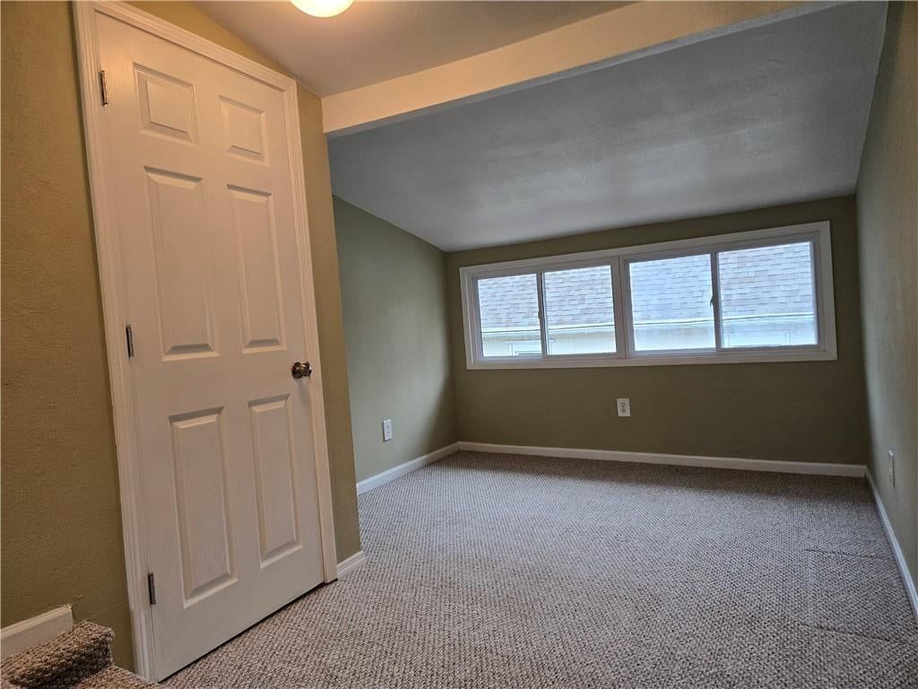 Photo 18 of 22 - 100 S Willis Avenue, Independence, MO 64050