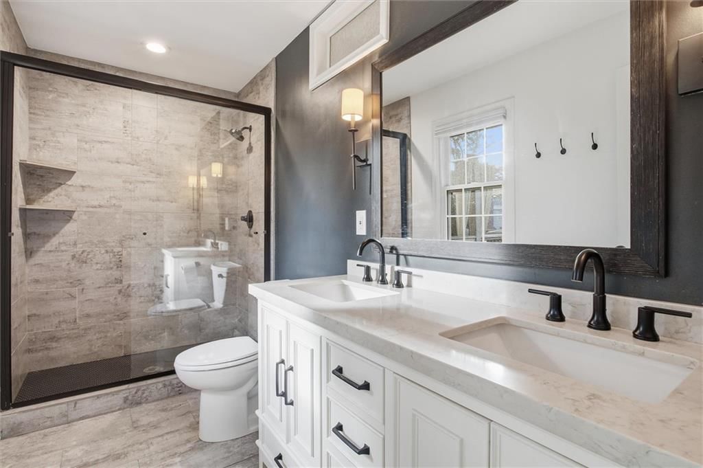 Photo 17: walk-in shower, 9815 Howe Drive, Overland Park, KS 66206