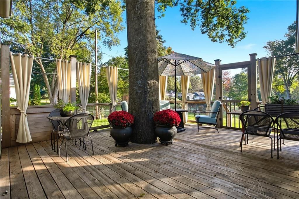 Deck and wood deck at 9815 Howe Drive, Overland Park, KS 66206