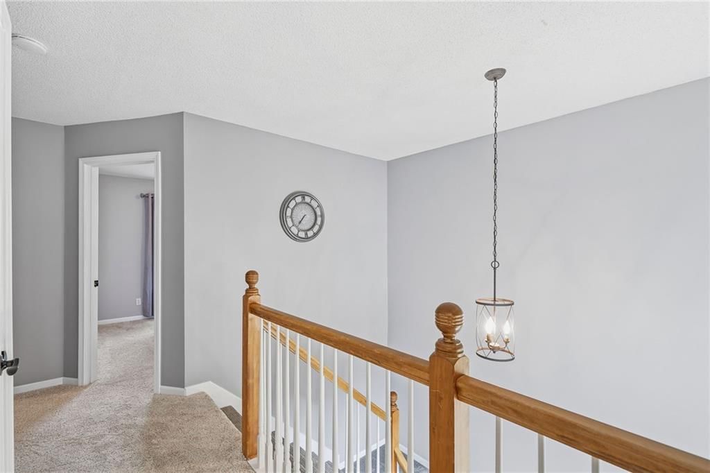 Photo 27 of 38 - 910 W Elizabeth Street, Olathe, KS 66061