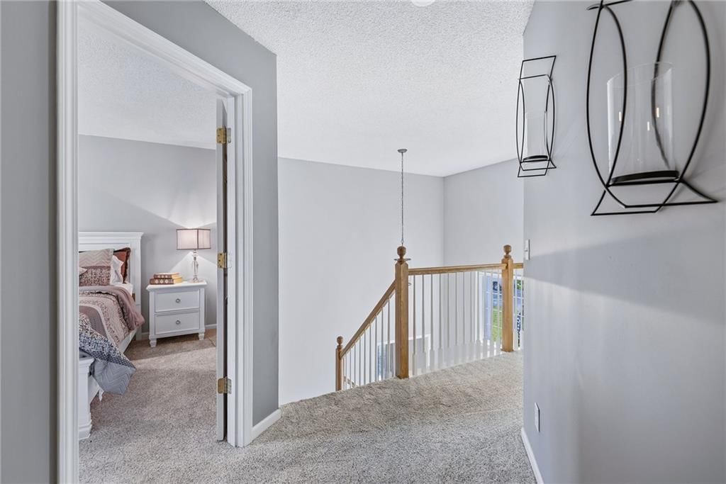Photo 25 of 38 - 910 W Elizabeth Street, Olathe, KS 66061