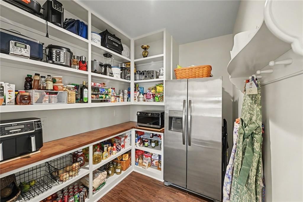 Walk-in pantry at 19920 NE F Highway, Smithville, MO 64089