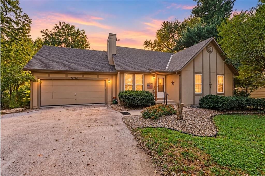 17405 MONTGALL Drive, Belton, MO