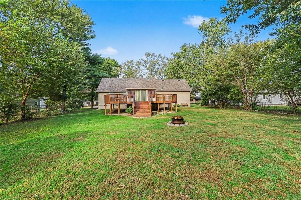 Photo 32 of 32 - 17405 MONTGALL Drive, Belton, MO 64012