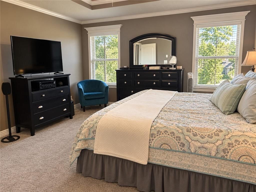 Photo 20 of 25 - 1212 High Ridge Court, Raymore, MO 64083